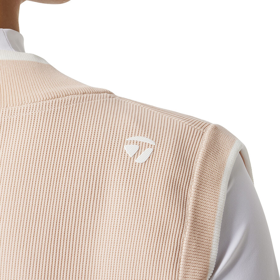 ウィメンズ】 リラックスドVネックベスト｜APPAREL | TaylorMade Golf | テーラーメイド ゴルフ公式サイト