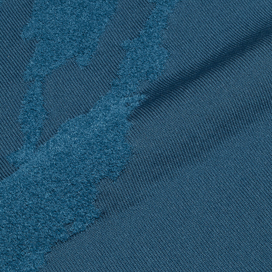 グラフィックタートルネックセーター｜APPAREL | TaylorMade Golf