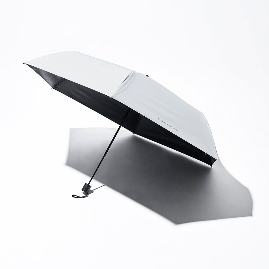 Golf R32　カタログ　折り畳み傘 FOLDING UV Umbrella｜ACCESSORY | TaylorMade Golf | テーラーメイド