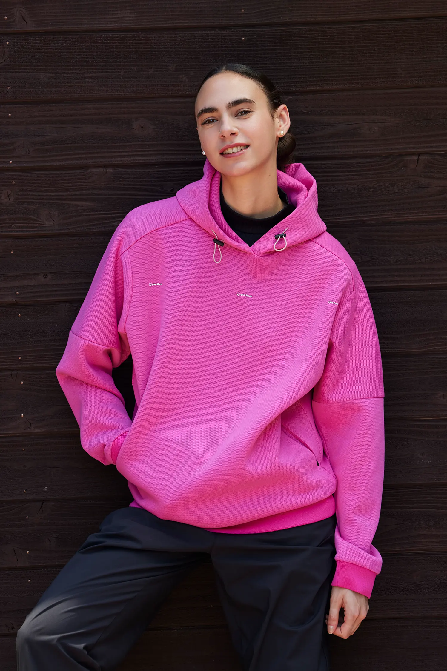 テーラーメイド　ユナイテッドアローズ　ゴルフウェア テーラーメイドとユナイテッドアローズがタッグ 伝統と革新が