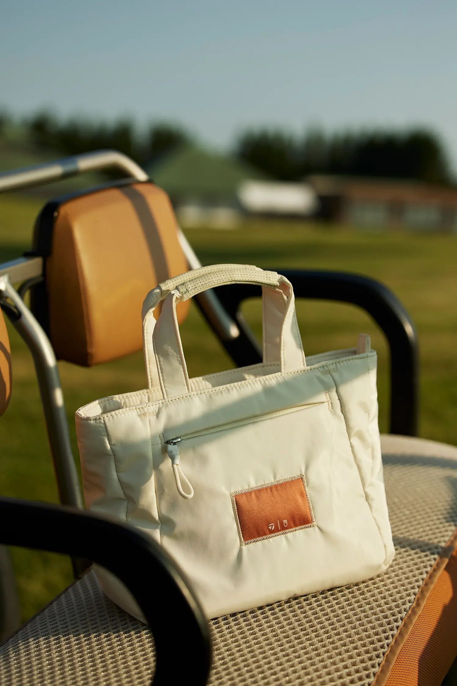 【HI】TMxUA トートバッグ　テーラーメイド　ユナイテッドアローズ TaylorMade（テーラーメイド）の「【別注】＜TaylorMade×UNITED