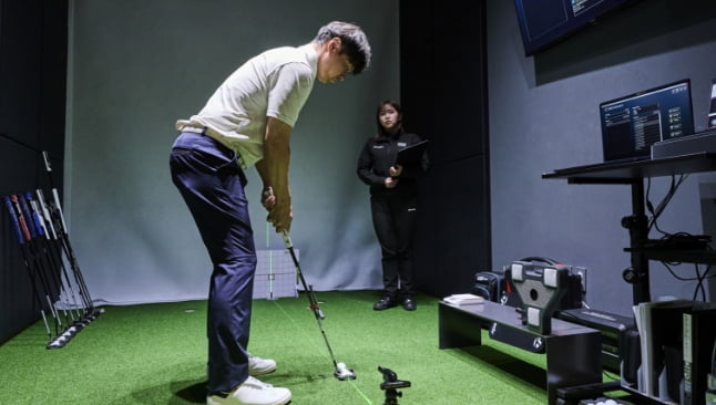 TaylorMade フィッティング招待状 東京 TaylorMade Fitting Lab Tokyo | 直営店 | TaylorMade Golf