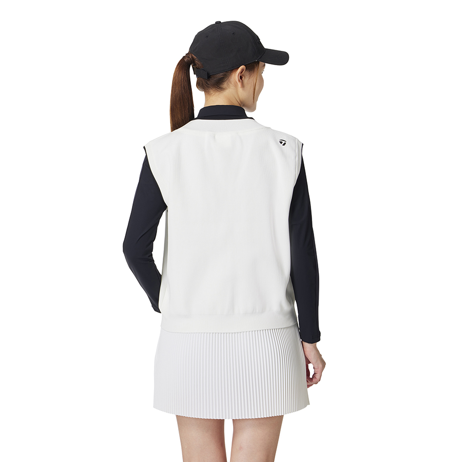 テーラーメイドリラックスドVネックベスト ウィメンズ】 リラックスドVネックベスト｜APPAREL | TaylorMade Golf